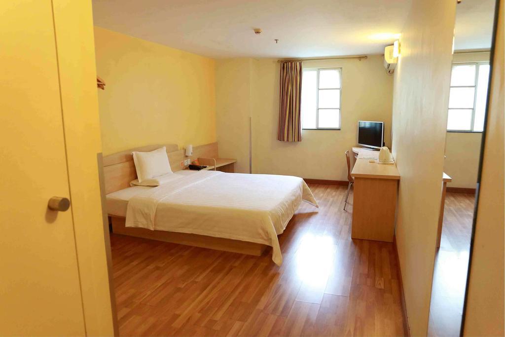 7Days Inn Yueyang East Maoling Pedestrain Street Ngoại thất bức ảnh