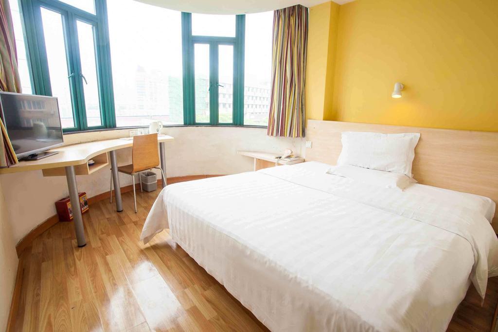 7Days Inn Yueyang East Maoling Pedestrain Street Phòng bức ảnh