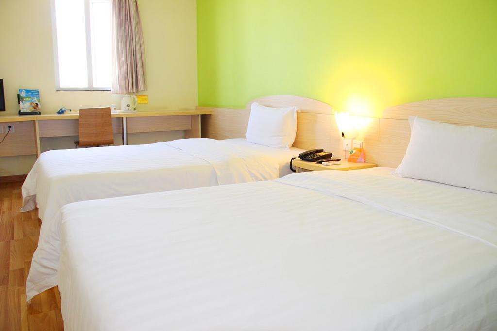 7Days Inn Yueyang East Maoling Pedestrain Street Ngoại thất bức ảnh